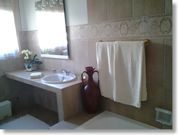 En Suite Bath